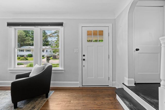 2050 Camelot Road, Ann Arbor, MI 48104