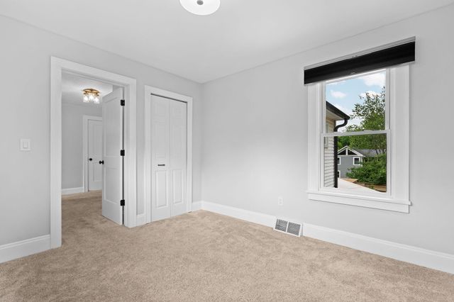 2050 Camelot Road, Ann Arbor, MI 48104