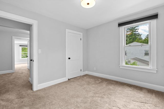 2050 Camelot Road, Ann Arbor, MI 48104