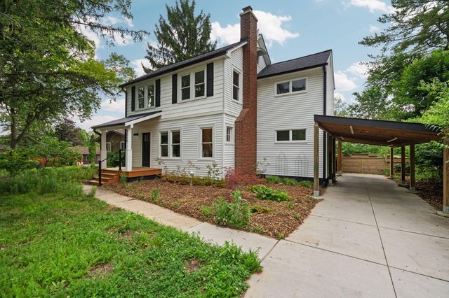 2050 Camelot Road, Ann Arbor, MI 48104