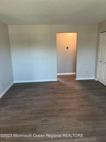 440 Cross Road C13, Matawan, NJ 07747