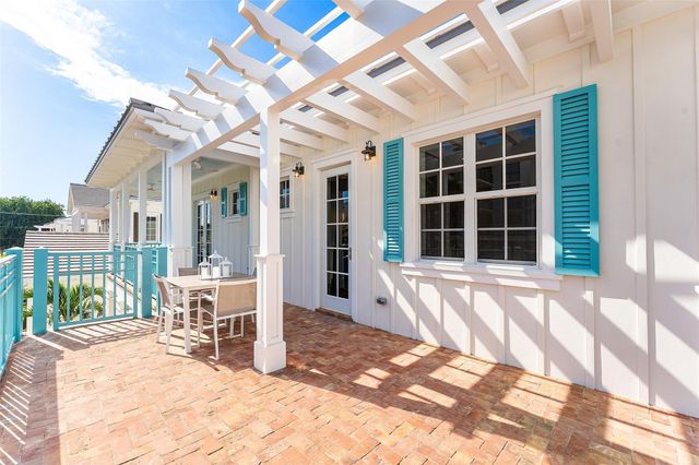 160 SE 1st Avenue, Delray Beach, FL 33444