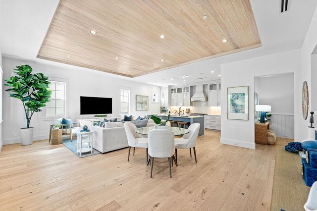 160 SE 1st Avenue, Delray Beach, FL 33444