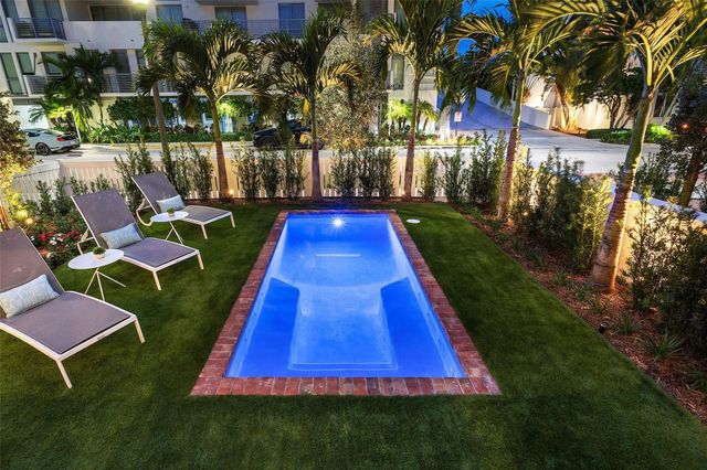 160 SE 1st Avenue, Delray Beach, FL 33444