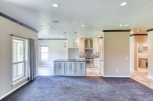 300 Bailey Street, Blanchard, OK 73010