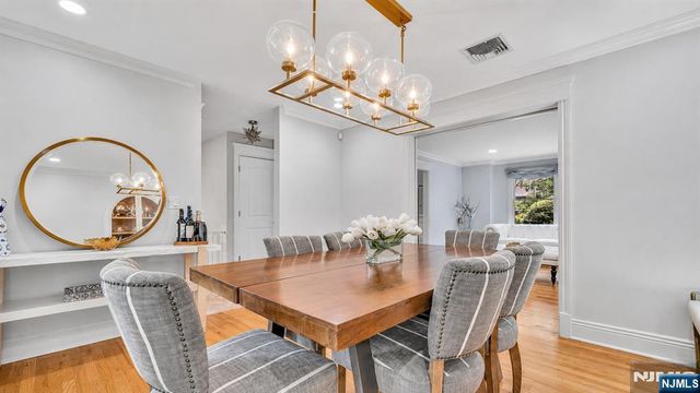 26 Devonshire Road, Cresskill, NJ 07626