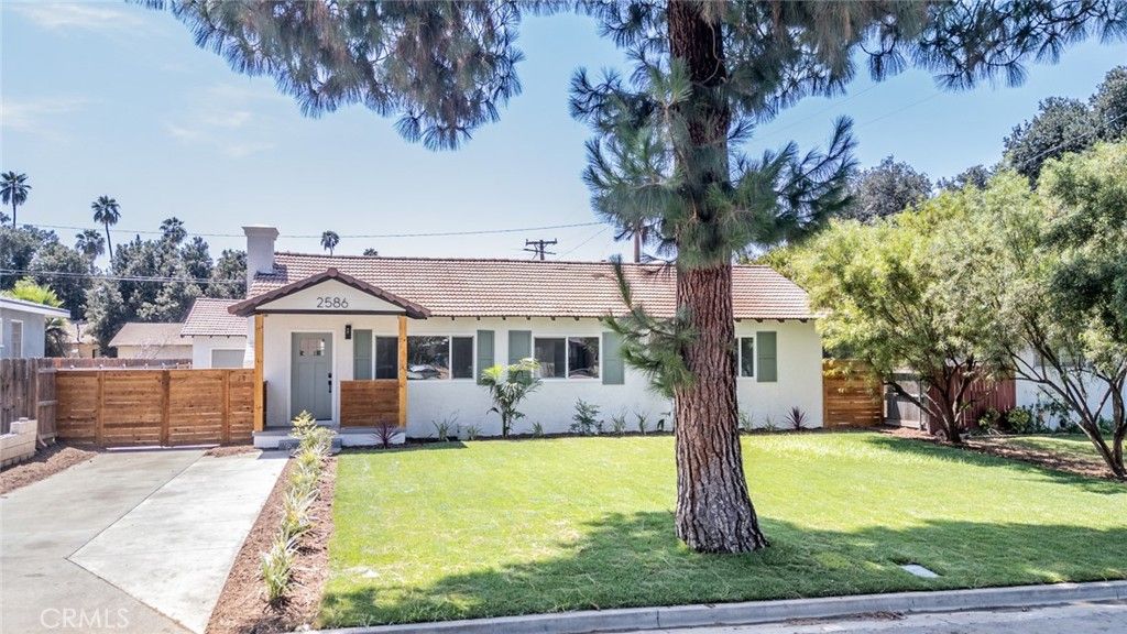 Image 33 of property listing at 2586 Prospect Avenue, Riverside, CA 92507