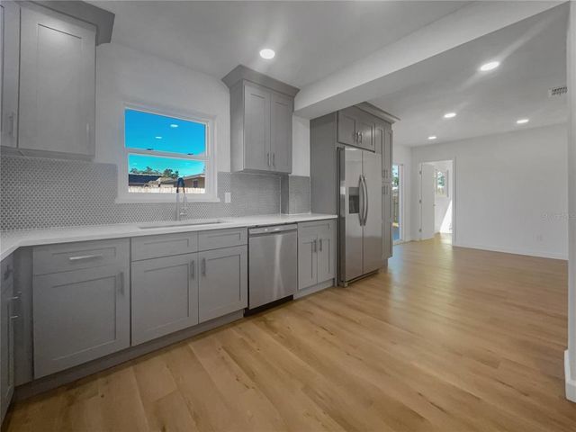 6015 OLIVE AVENUE, Sarasota, FL 34231