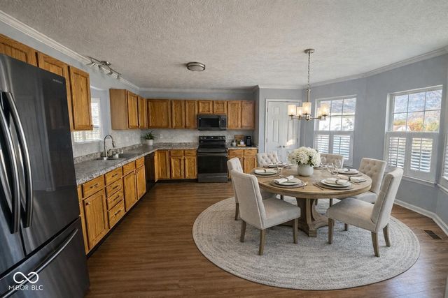 855 Pioneer Woods Drive, Indianapolis, IN 46224