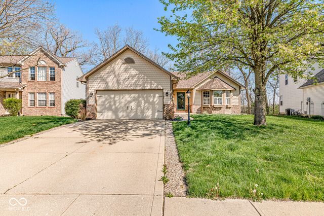855 Pioneer Woods Drive, Indianapolis, IN 46224