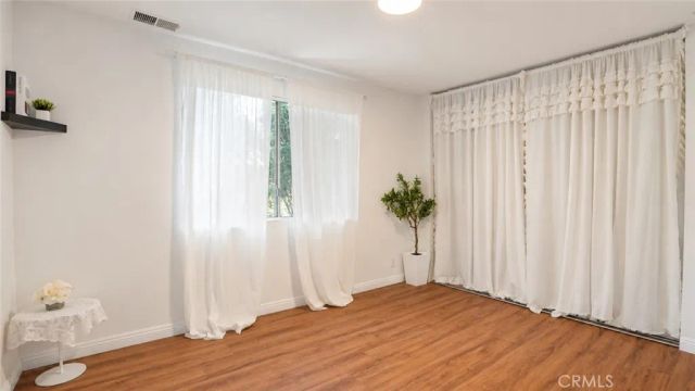 432 S Oak Knoll Avenue 4, Pasadena, CA 91101