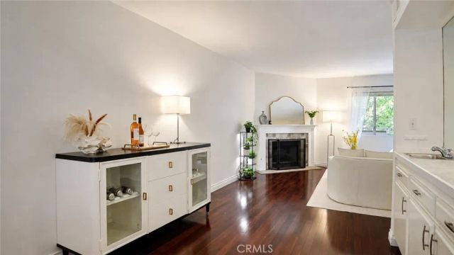 432 S Oak Knoll Avenue 4, Pasadena, CA 91101