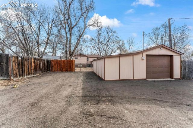 628 Bonfoy Avenue, Colorado Springs, CO 80909