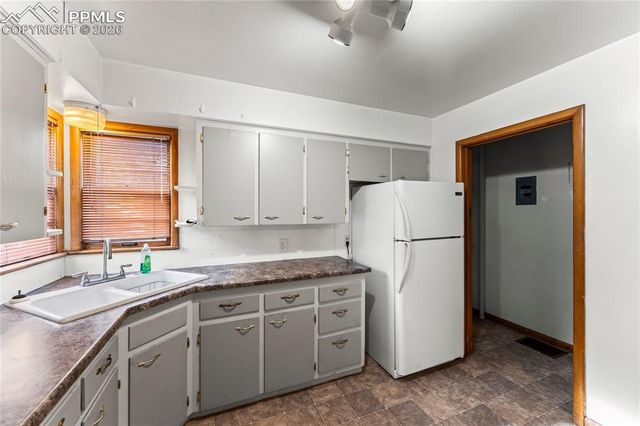 628 Bonfoy Avenue, Colorado Springs, CO 80909