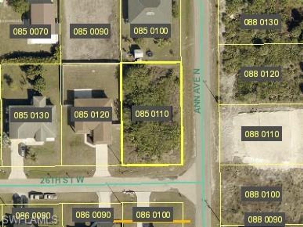 2500 26th ST W, LEHIGH ACRES, FL 33971 — exterior