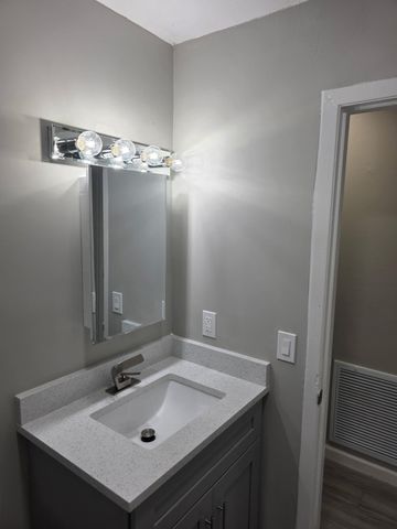 3044 SE Camino Avenue, Stuart, FL 34997