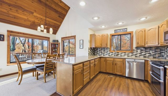 244 Arlington Ct, Eddyville, KY 42038