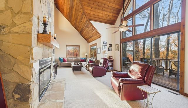 244 Arlington Ct, Eddyville, KY 42038