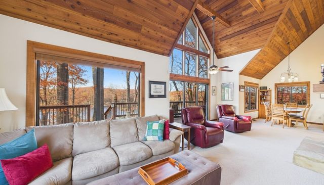 244 Arlington Ct, Eddyville, KY 42038