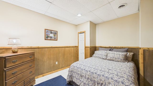 244 Arlington Ct, Eddyville, KY 42038