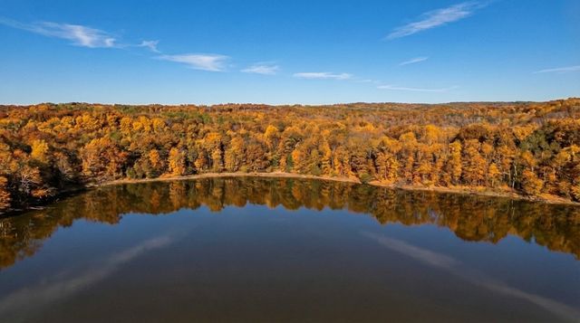 244 Arlington Ct, Eddyville, KY 42038