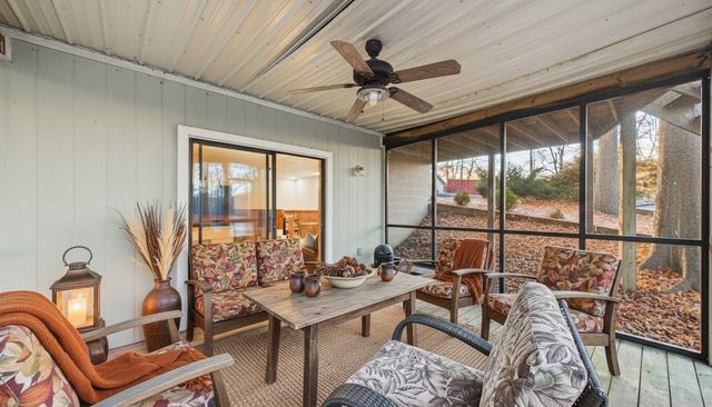 244 Arlington Ct, Eddyville, KY 42038