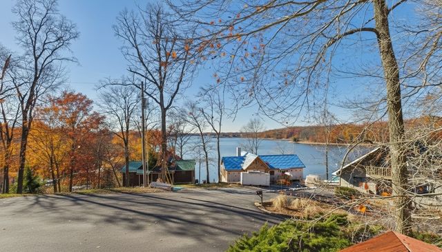 244 Arlington Ct, Eddyville, KY 42038