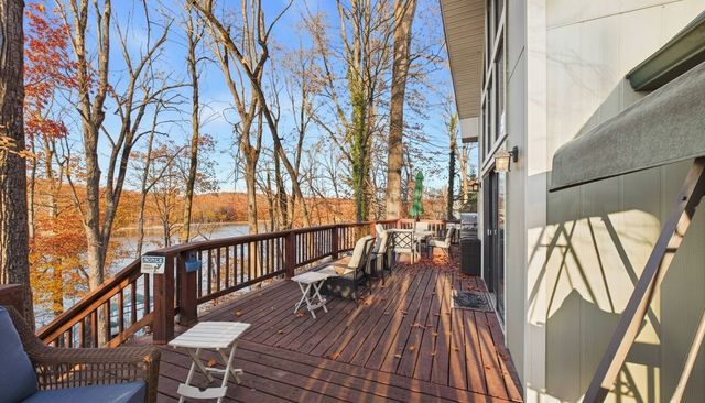 244 Arlington Ct, Eddyville, KY 42038