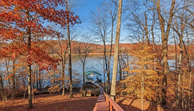 244 Arlington Ct, Eddyville, KY 42038