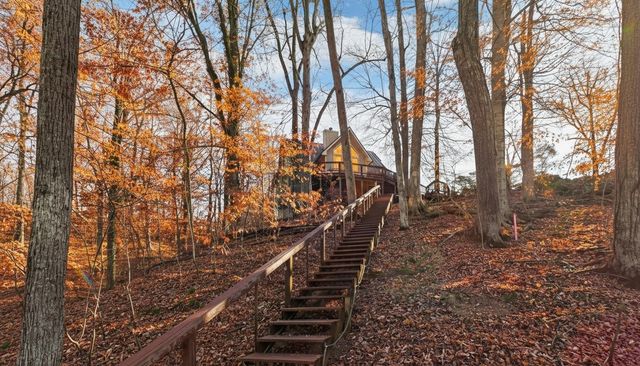 244 Arlington Ct, Eddyville, KY 42038