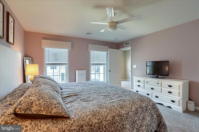 3114 EGRETON RD, Mechanicsburg, PA 17055