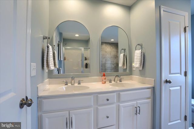 3114 EGRETON RD, Mechanicsburg, PA 17055