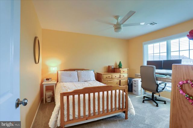 3114 EGRETON RD, Mechanicsburg, PA 17055