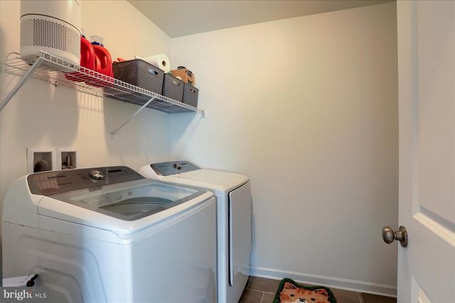 3114 EGRETON RD, Mechanicsburg, PA 17055