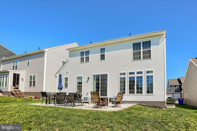3114 EGRETON RD, Mechanicsburg, PA 17055