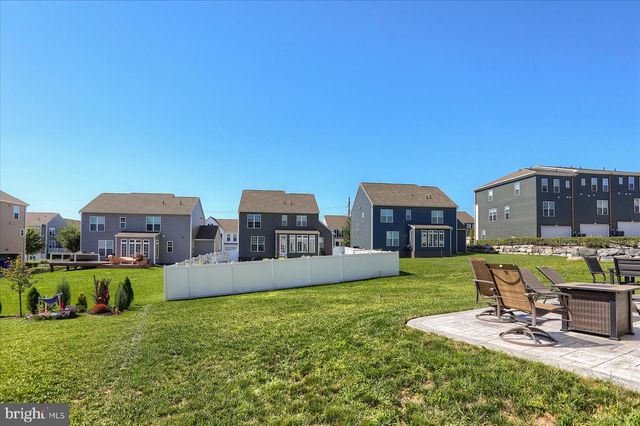 3114 EGRETON RD, Mechanicsburg, PA 17055