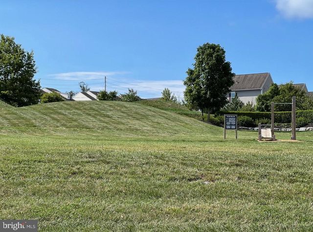 3114 EGRETON RD, Mechanicsburg, PA 17055