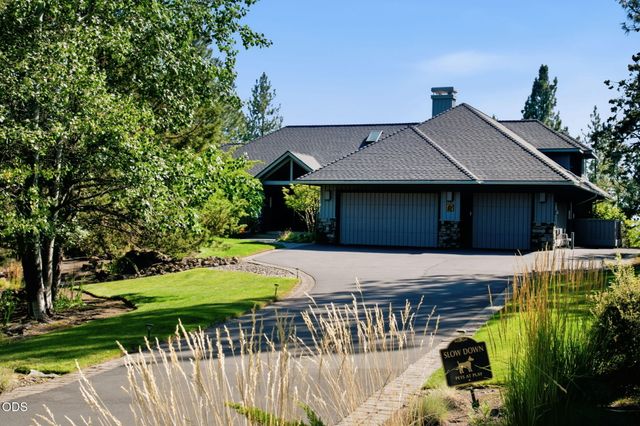 1187 NW Promontory Drive, Bend, OR 97703