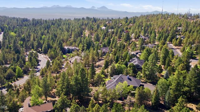 1187 NW Promontory Drive, Bend, OR 97703
