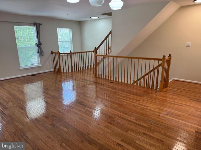 6007 ROSE BAY DR, District Heights, MD 20747