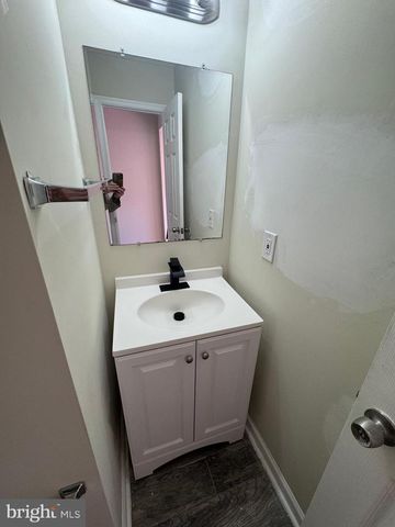 6007 ROSE BAY DR, District Heights, MD 20747