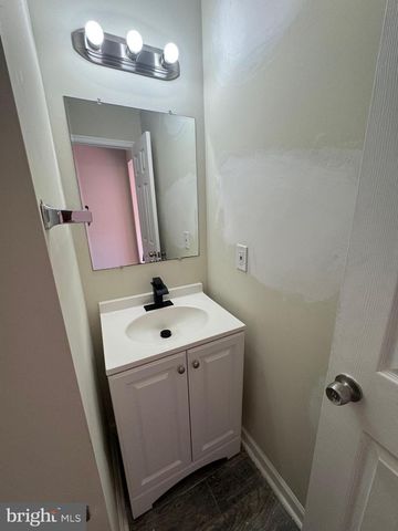 6007 ROSE BAY DR, District Heights, MD 20747