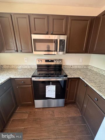 6007 ROSE BAY DR, District Heights, MD 20747