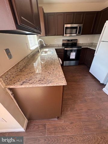 6007 ROSE BAY DR, District Heights, MD 20747