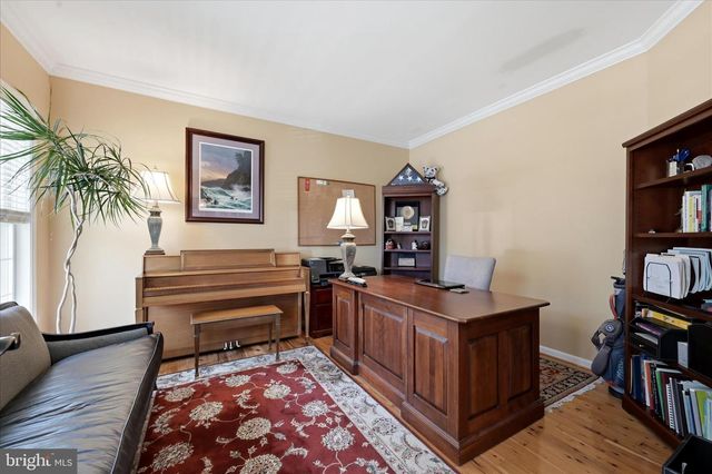 3017 SARATOGA DR, Winchester, VA 22601