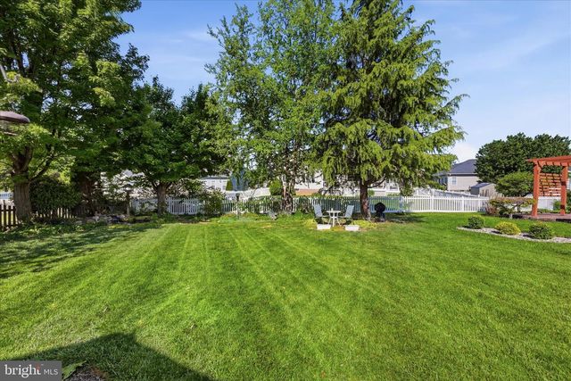 3017 SARATOGA DR, Winchester, VA 22601