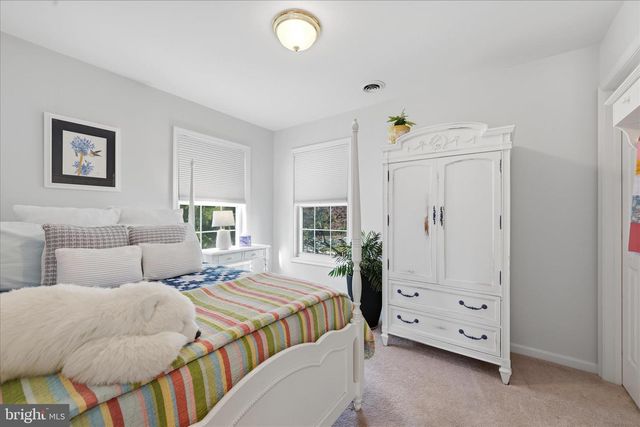 3017 SARATOGA DR, Winchester, VA 22601