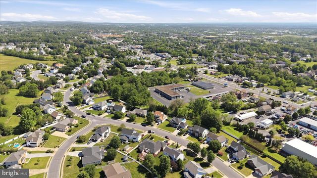 3017 SARATOGA DR, Winchester, VA 22601