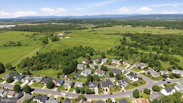 3017 SARATOGA DR, Winchester, VA 22601