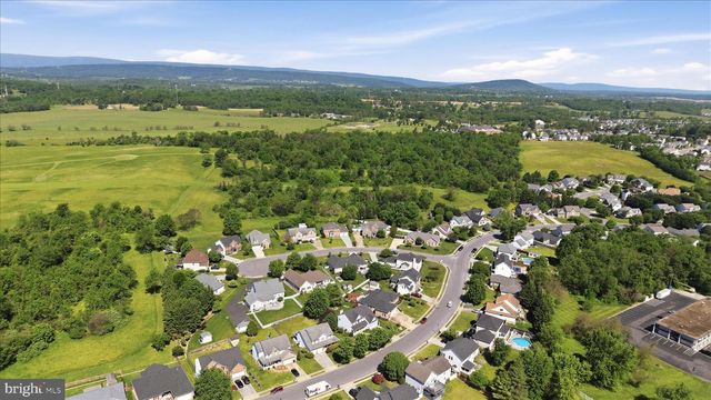 3017 SARATOGA DR, Winchester, VA 22601